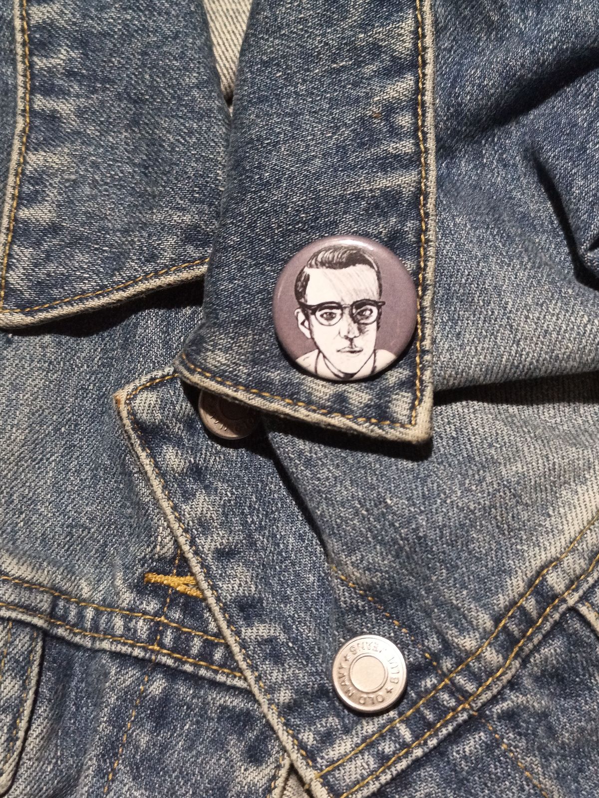 Dr. Oliver Thredson AHS Button – Creepy Gift for Horror Fans