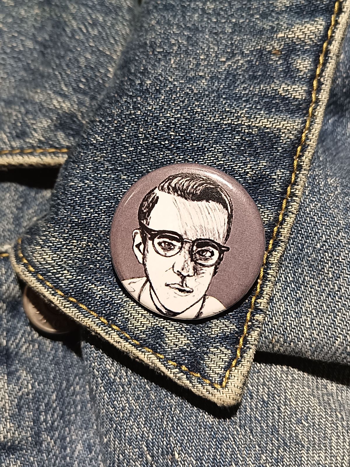 Dr. Oliver Thredson AHS Button – Creepy Gift for Horror Fans