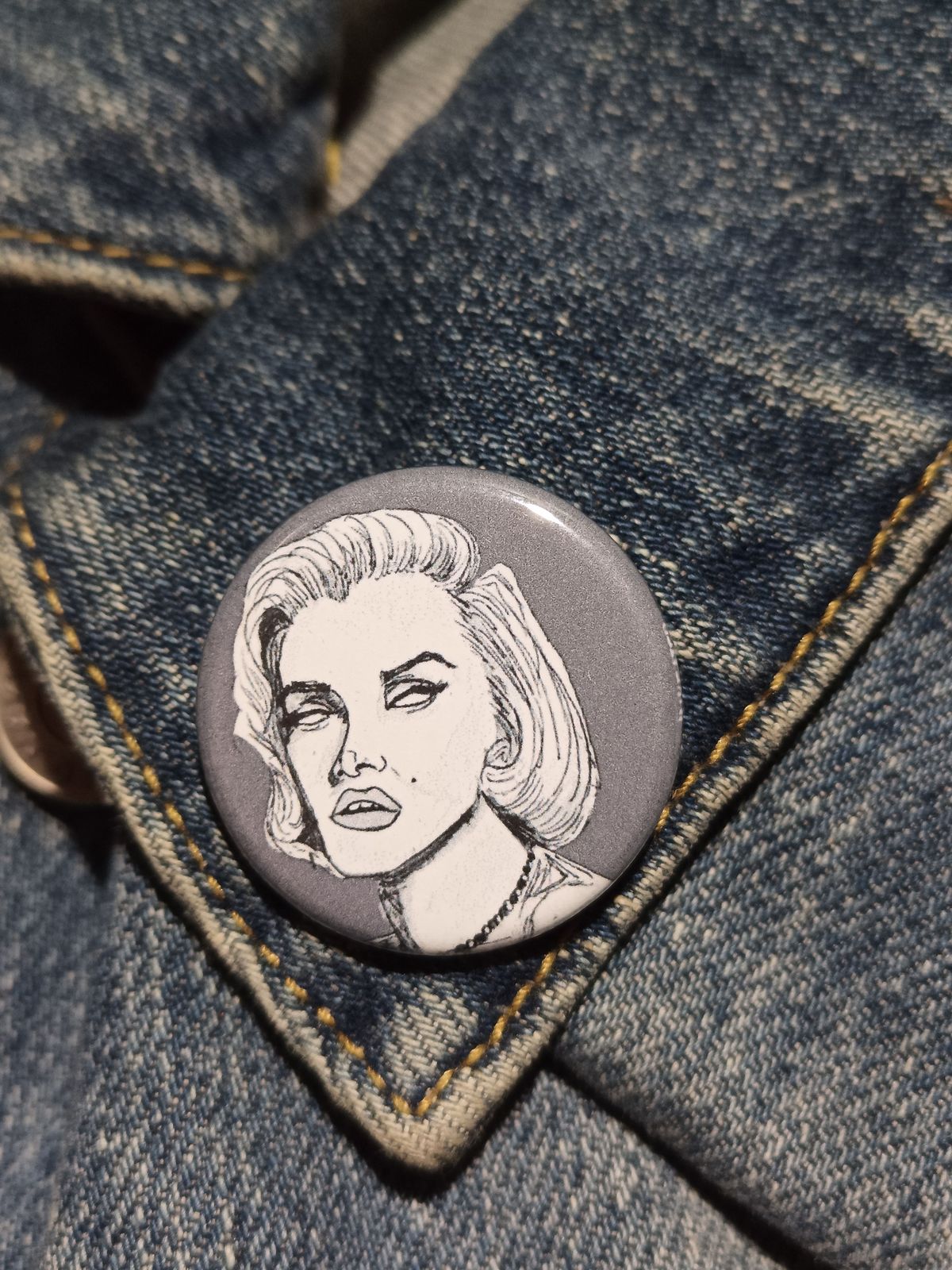 Zombie Marilyn Monroe Pin – Unique Horror Gift for Collectors