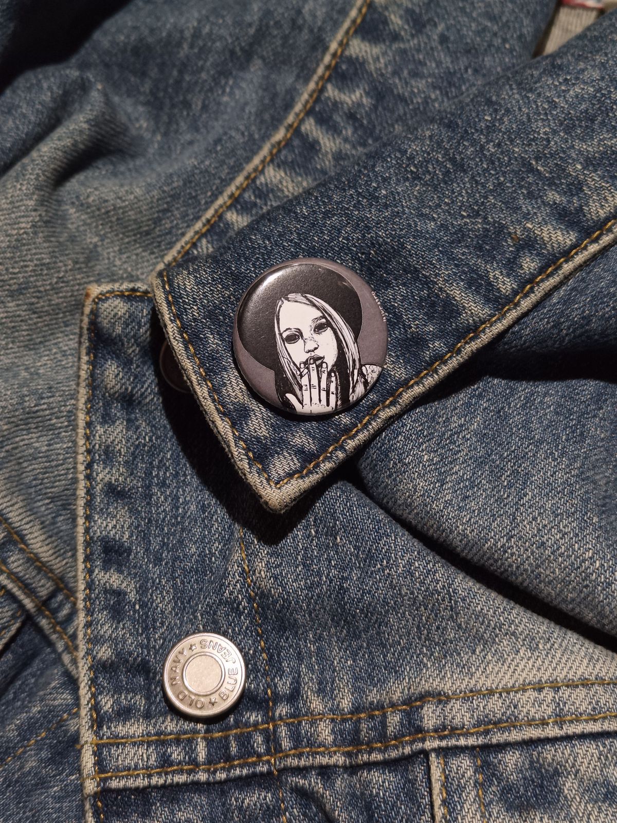 Violet Harmon Pin | AHS Murder House Horror Button