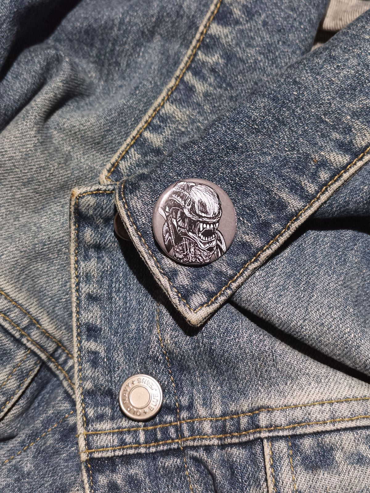 Xenomorph Button | Cute Alien Horror Pinback Collectible