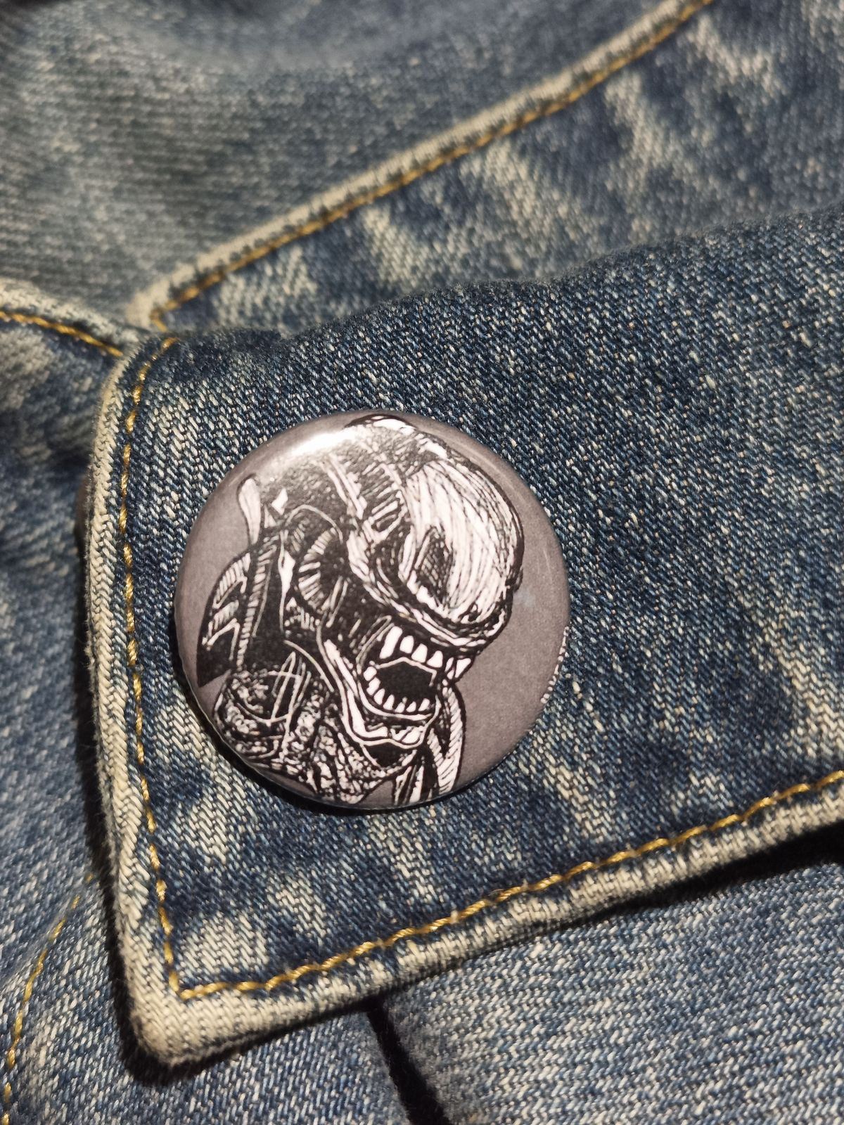 Xenomorph Button | Cute Alien Horror Pinback Collectible