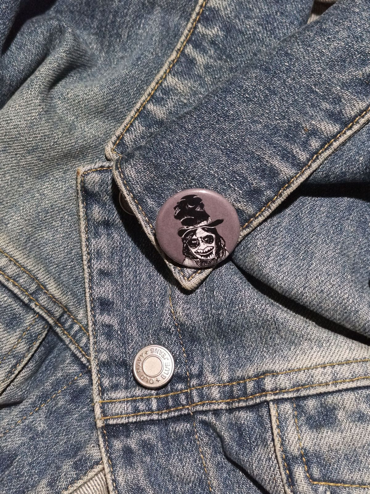 Babadook Button – Spooky Horror Pin for Cult Film Fans