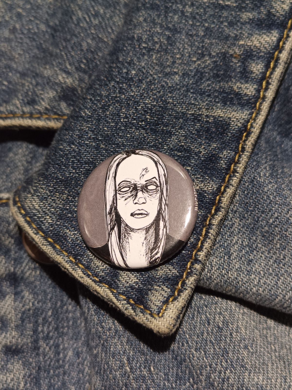 Cordelia Foxx AHS Coven Button – Witchy Horror Gift for Fans