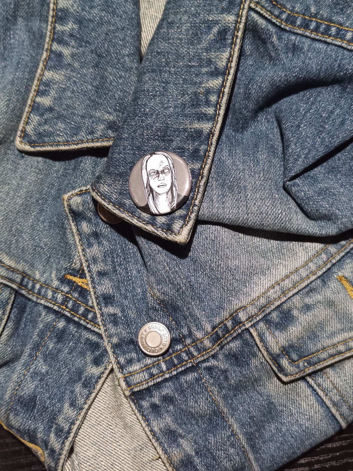 Cordelia Foxx AHS Coven Button – Witchy Horror Gift for Fans