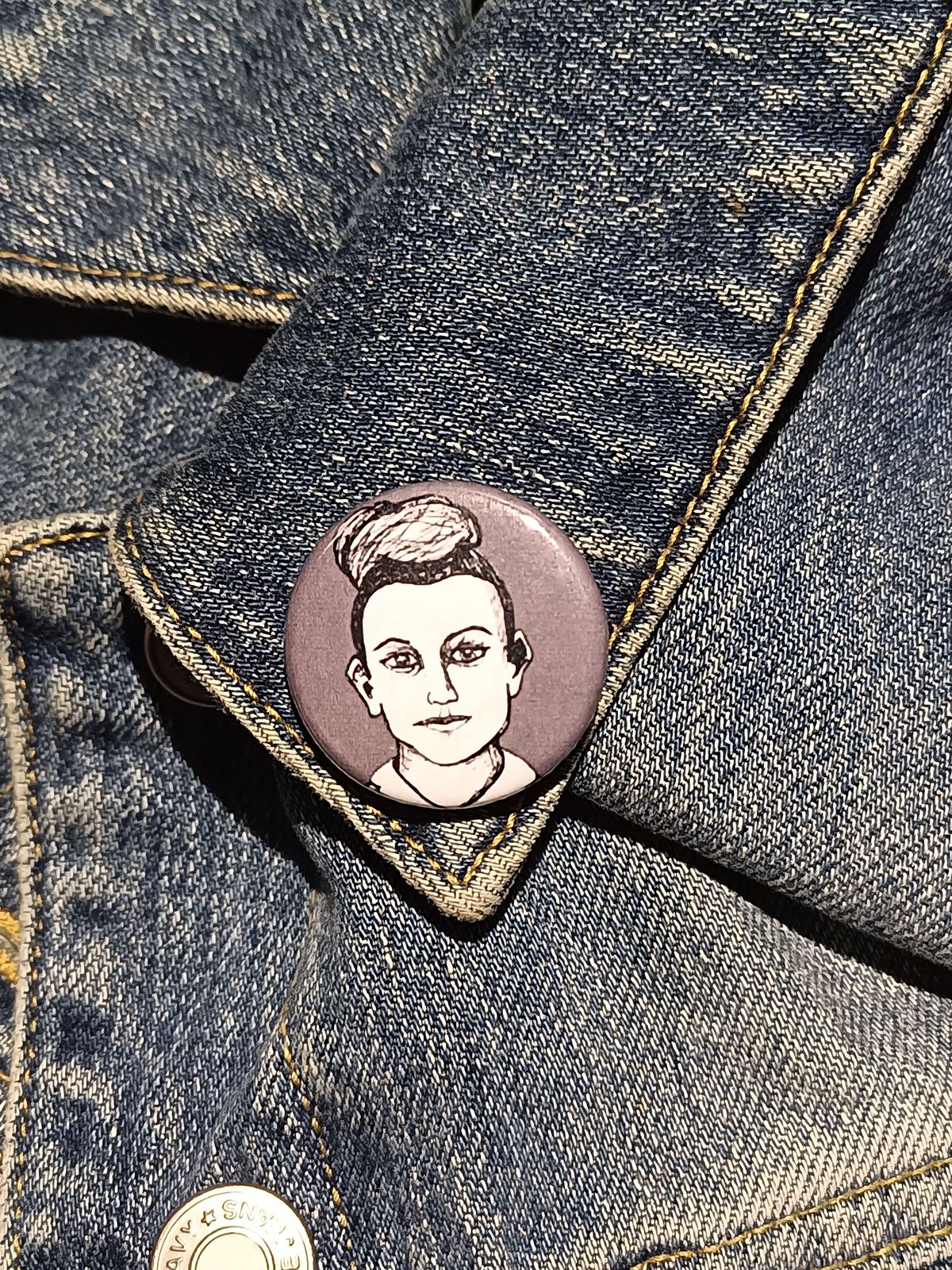 Winter Anderson AHS Button – Creepy Cult Fan Art Gift
