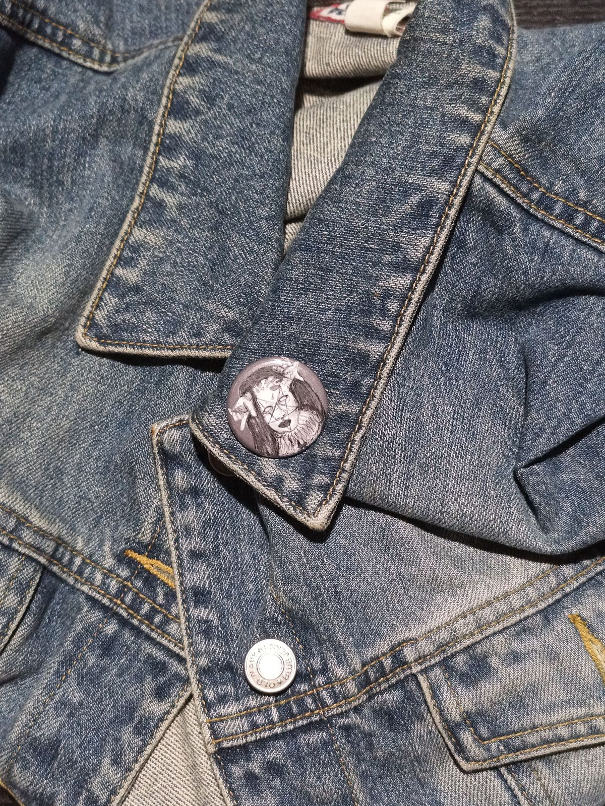 Satanist Clown AHS Cult Button – Creepy Horror Fan Art Pin