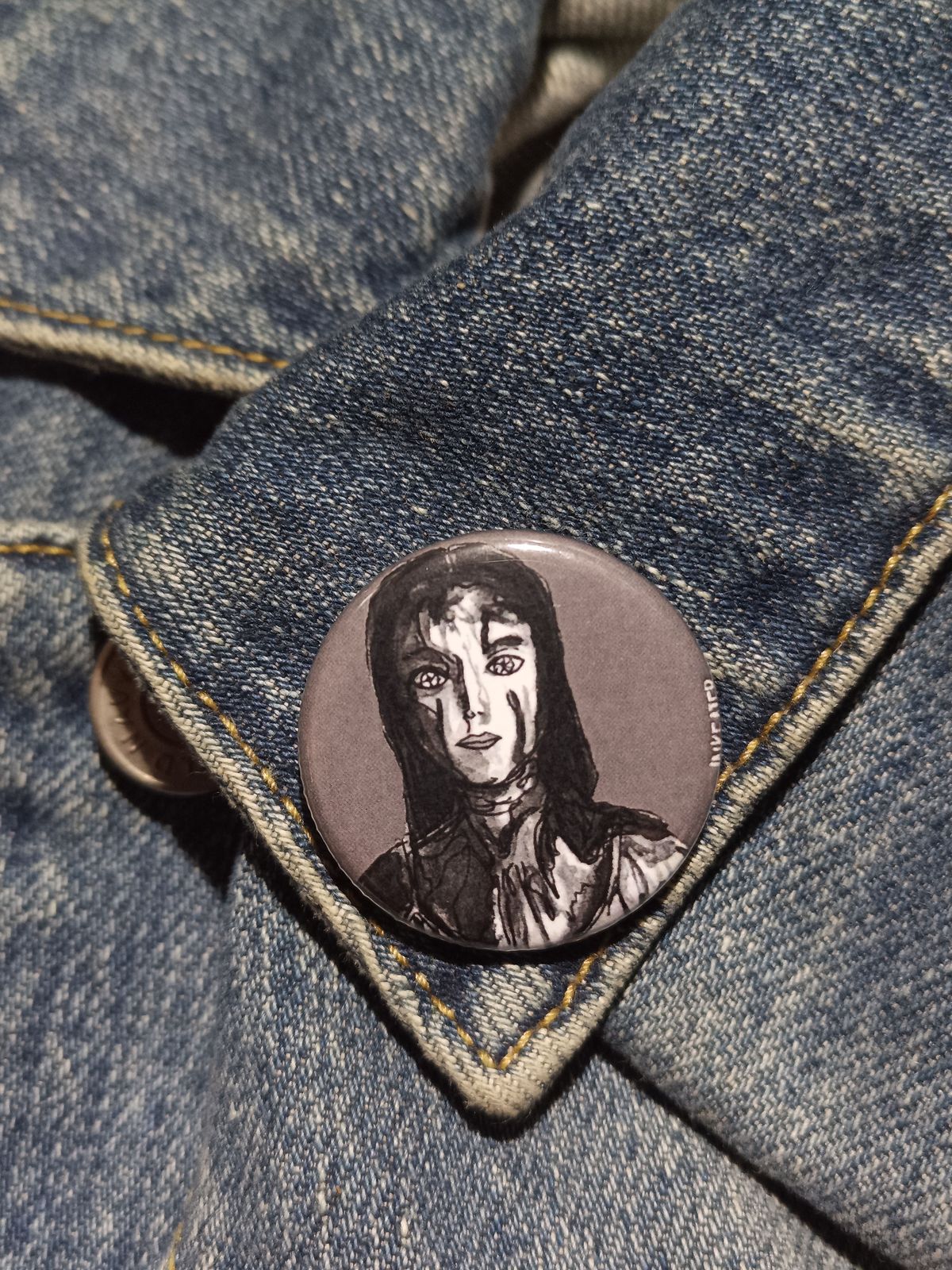 Carrie White Pinback Button – Horror Movie Icon Collectible Gift