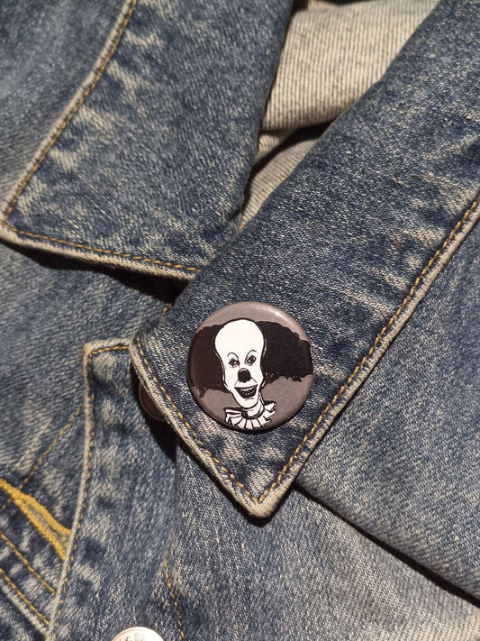 Pennywise Pinback Button – Creepy Horror Gift for IT Fans