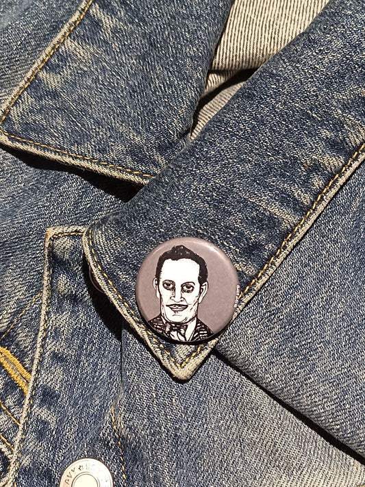 Gomez Addams Pinback Button – Creepy Gift for Horror Fans