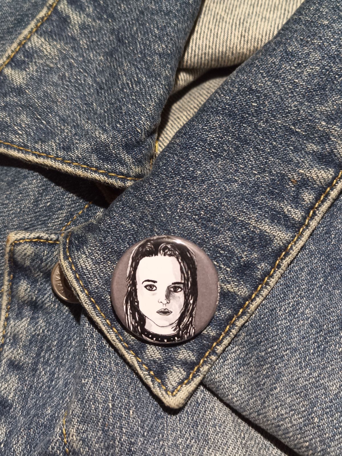 Sarah The Craft Pinback Button – Witchy Horror Gift Idea