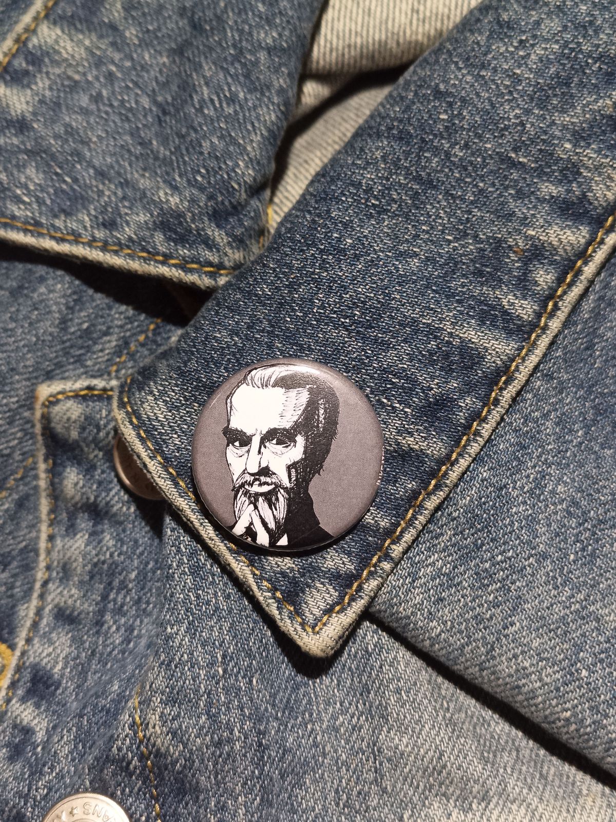 Sir Christopher Lee Pinback Button – Horror Icon Gift