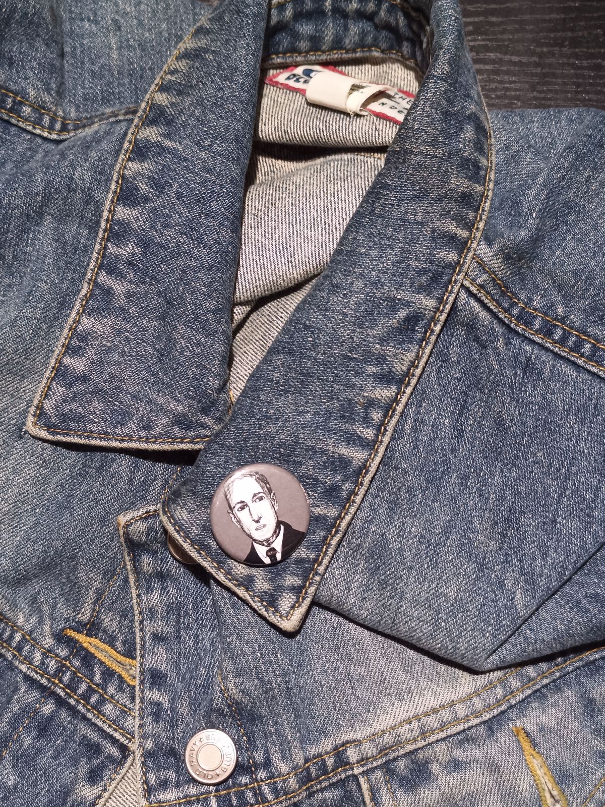 HP Lovecraft Pinback Button – Creepy Cosmic Horror Gift