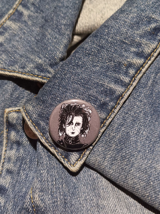 Edward Scissorhands Button – 90s Movie Pin for Tim Burton Fans