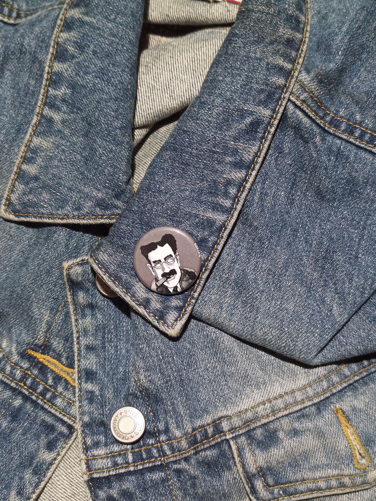 Groucho Marx Zombie Pin – Spooky Gift for Horror & Comedy Fans