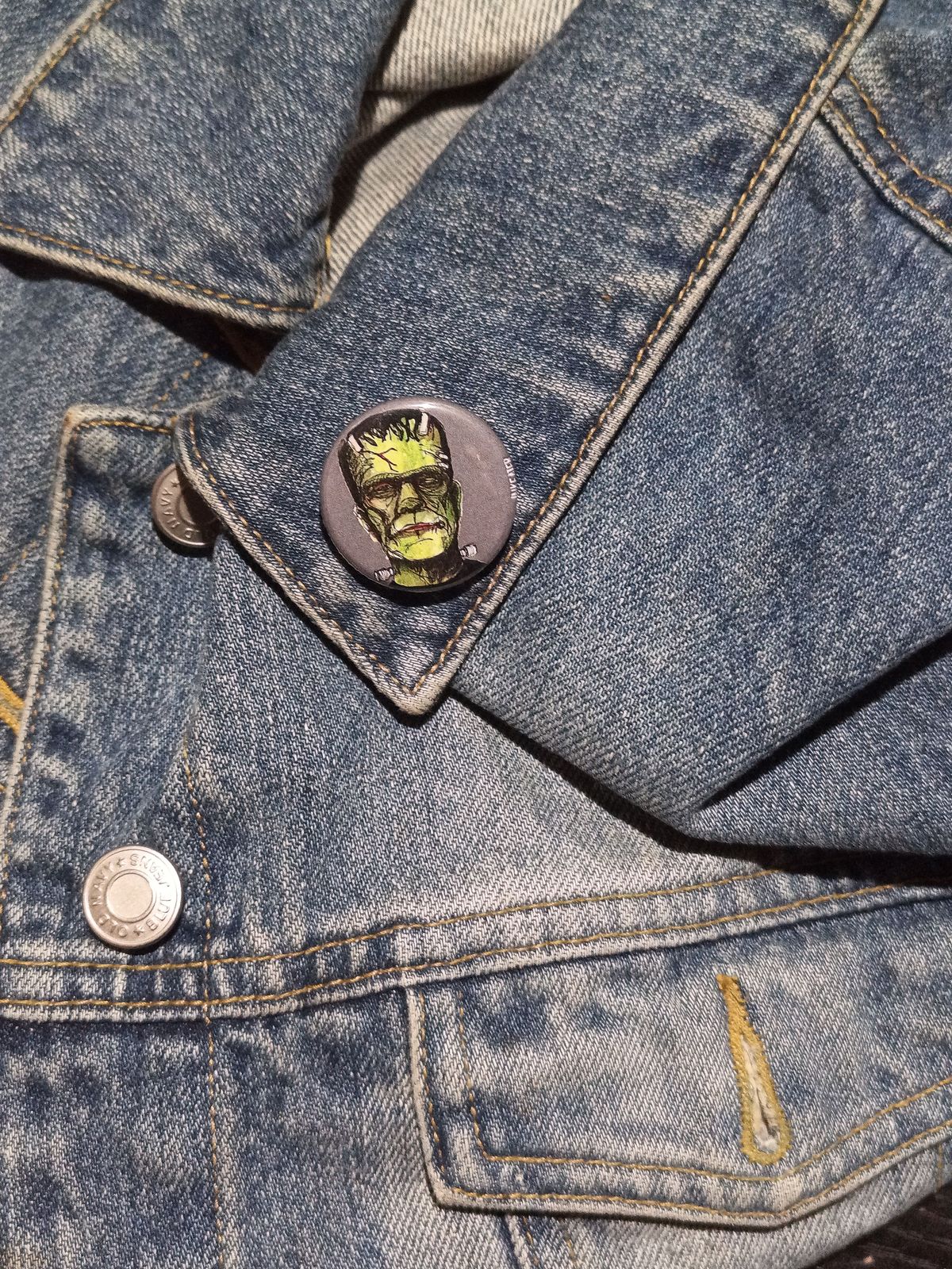 Classic Frankenstein Pinback Button - Iconic Horror Collectible