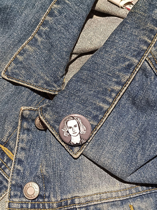 Evelyn Stoker Pin – Nicole Kidman Vampire Horror Button
