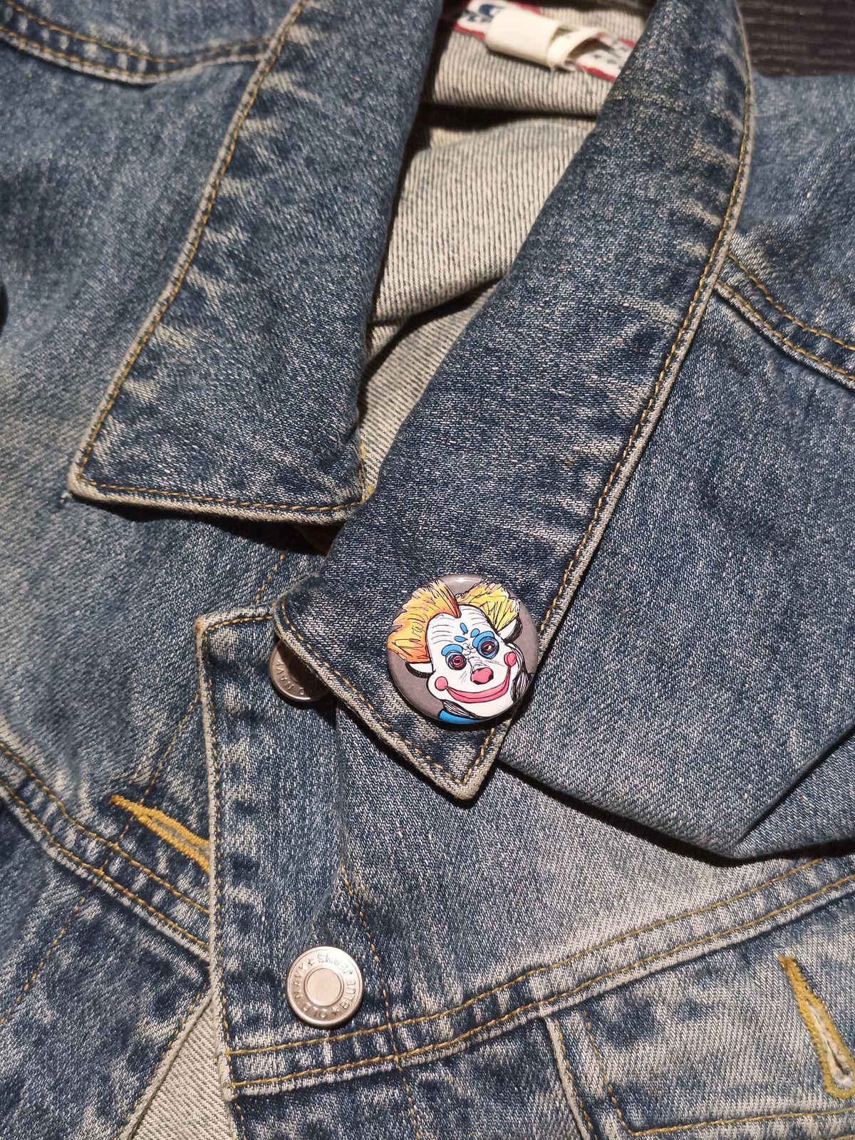 Bibbo Killer Klowns Pinback Button – Cult Horror Must-Have