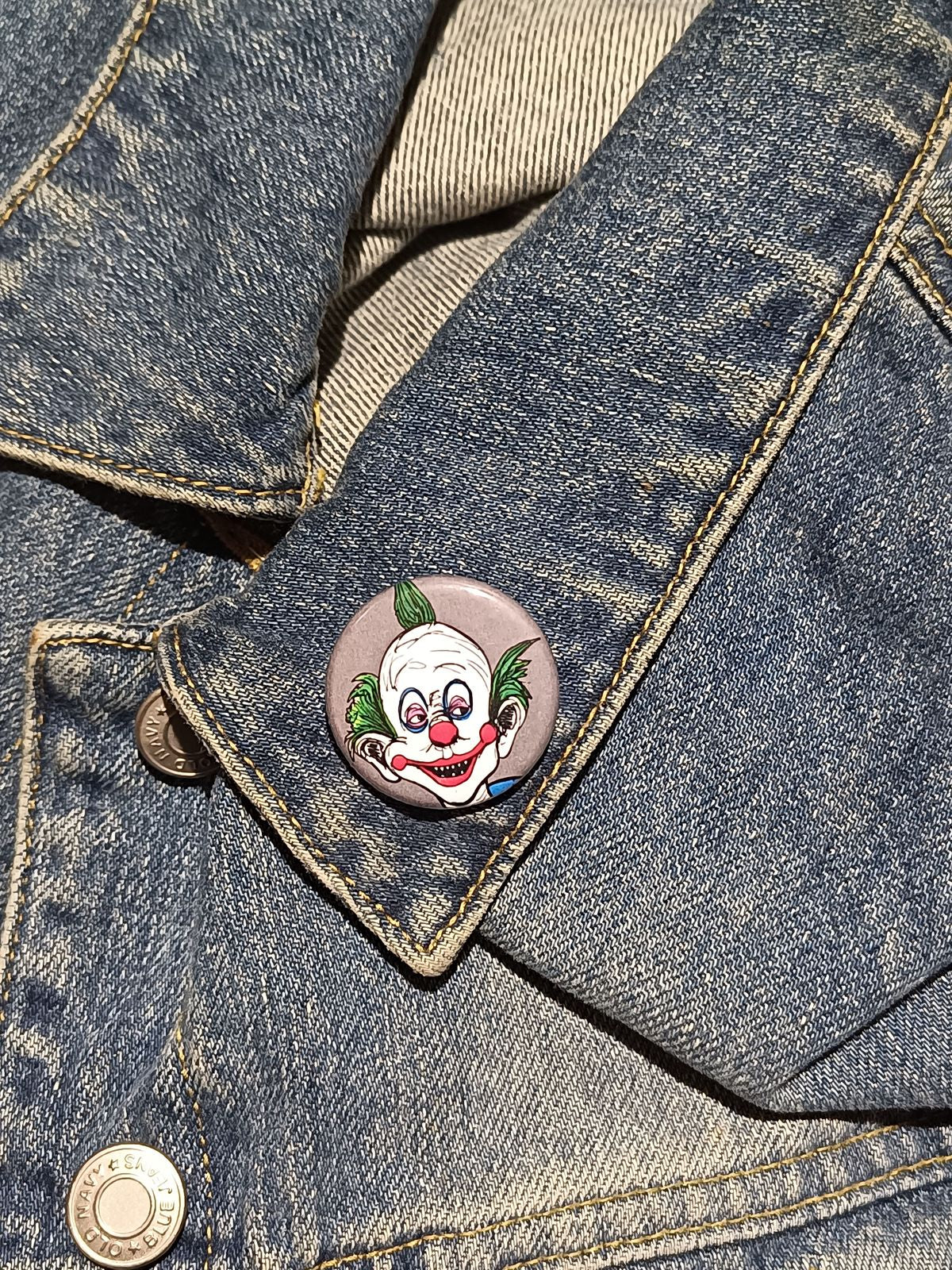 Shorty Killer Klowns Pinback Button – Creepy Cult Clown Collectible