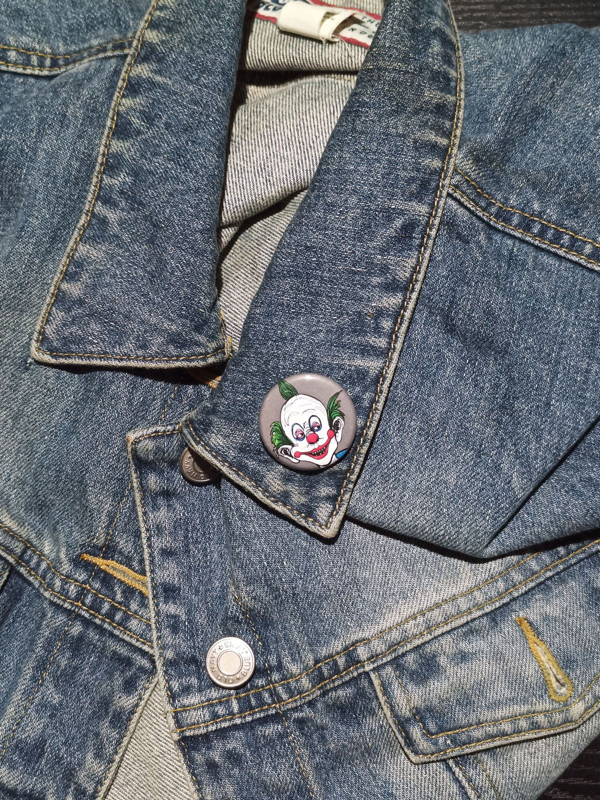 Shorty Killer Klowns Pinback Button – Creepy Cult Clown Collectible