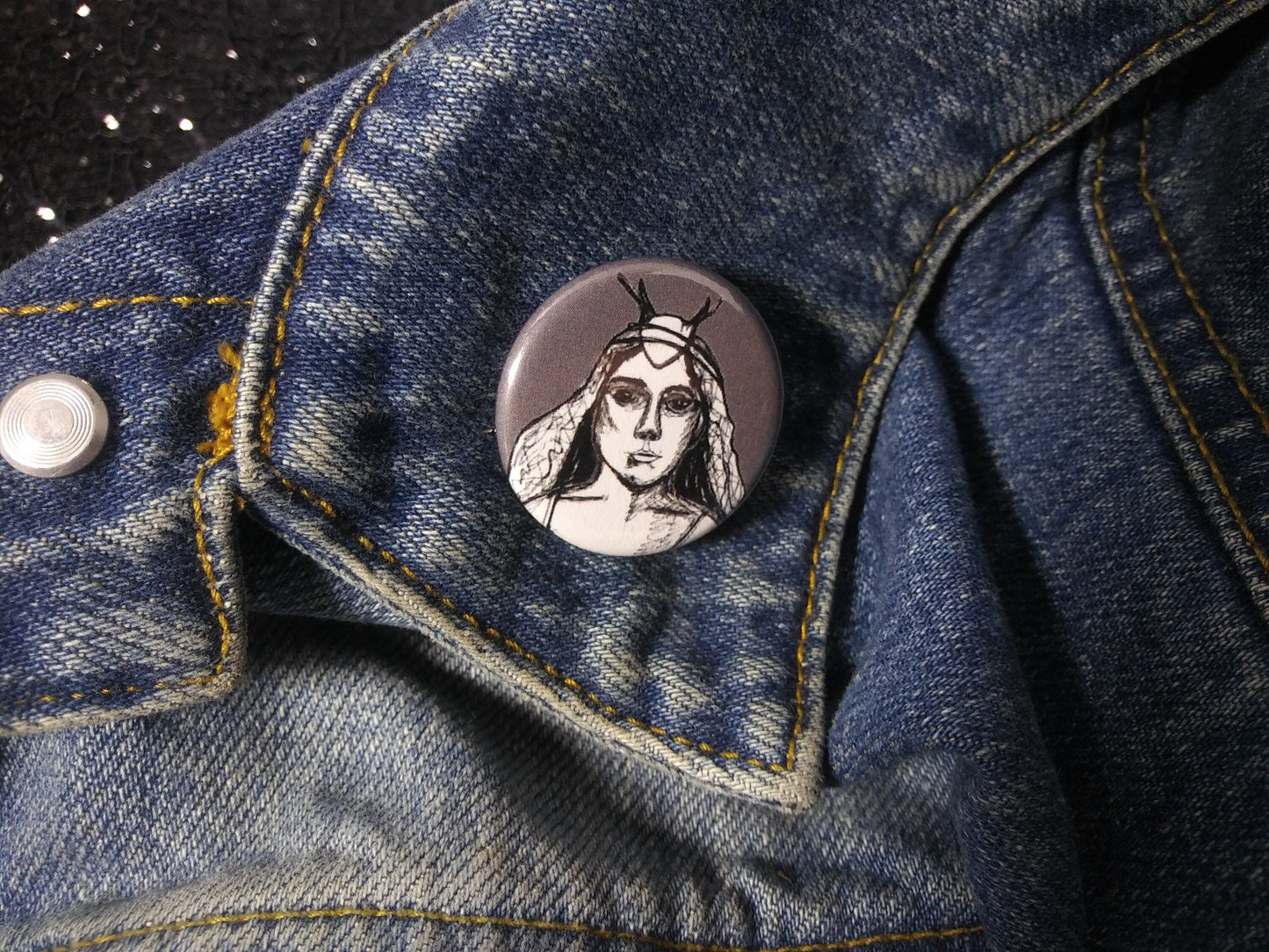 Scáthach AHS Button – Lady Gaga Horror Fan Art Gift