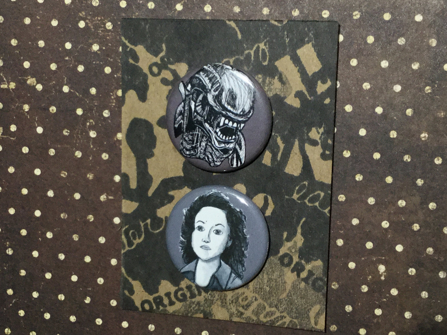 Xenomorph Ellen Ripley Couple Pinback Button Set - Horror Movie Pins for Alien Fans!